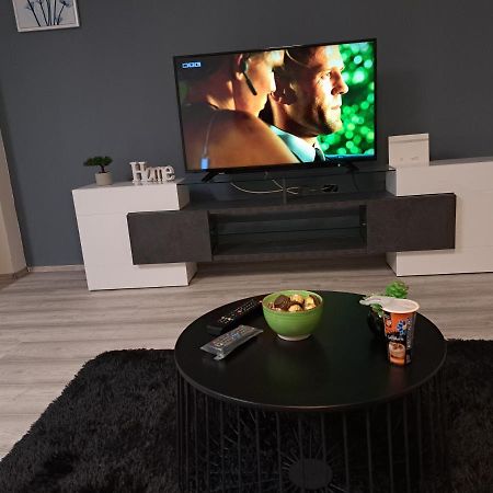Apartman Ani Rijeka Exteriör bild